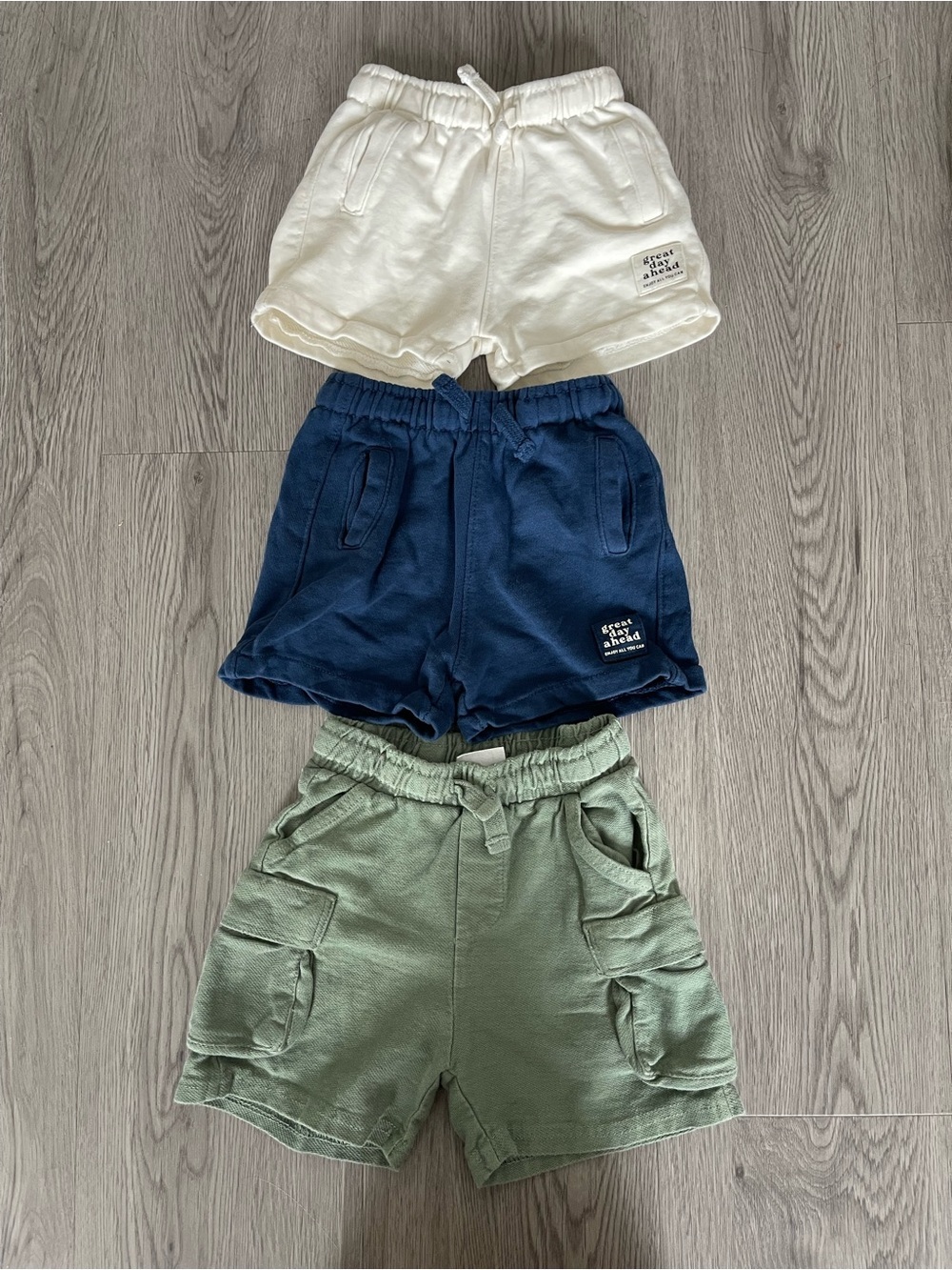 Zara Kids Cargo Pocket Shorts - Olive Green & Navy and cream